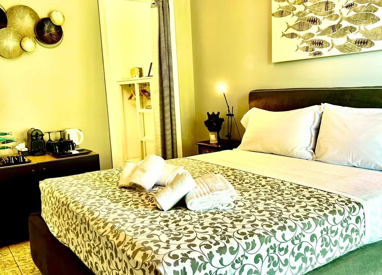 Sun Sky Sea Suite Taormina 0*,  Italia